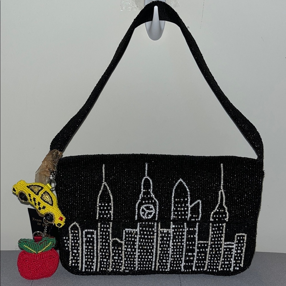NWT Beaded Bag New York Skyline